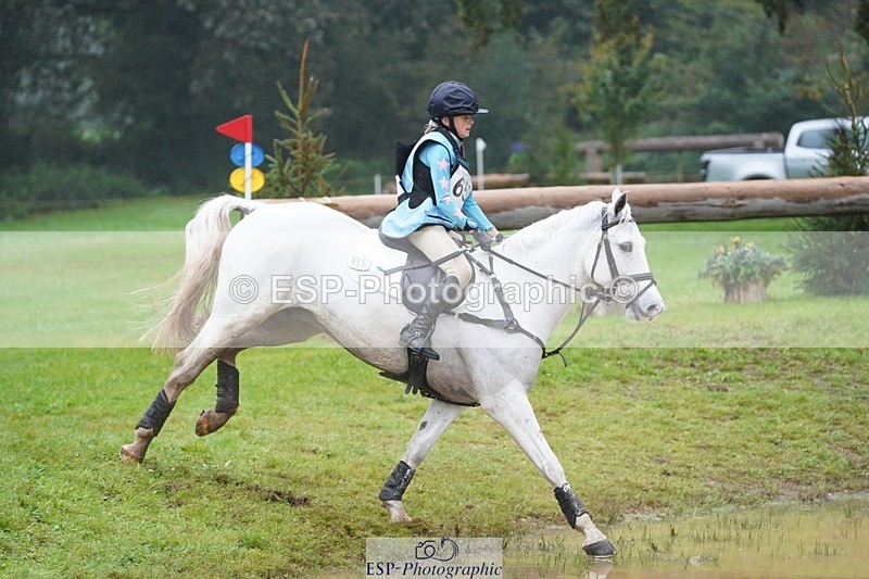 231021-110032-15358 - 653-GREYΓÇÖS.VILLAGE.MELODY-Annabel.Ridgway-SC+XC