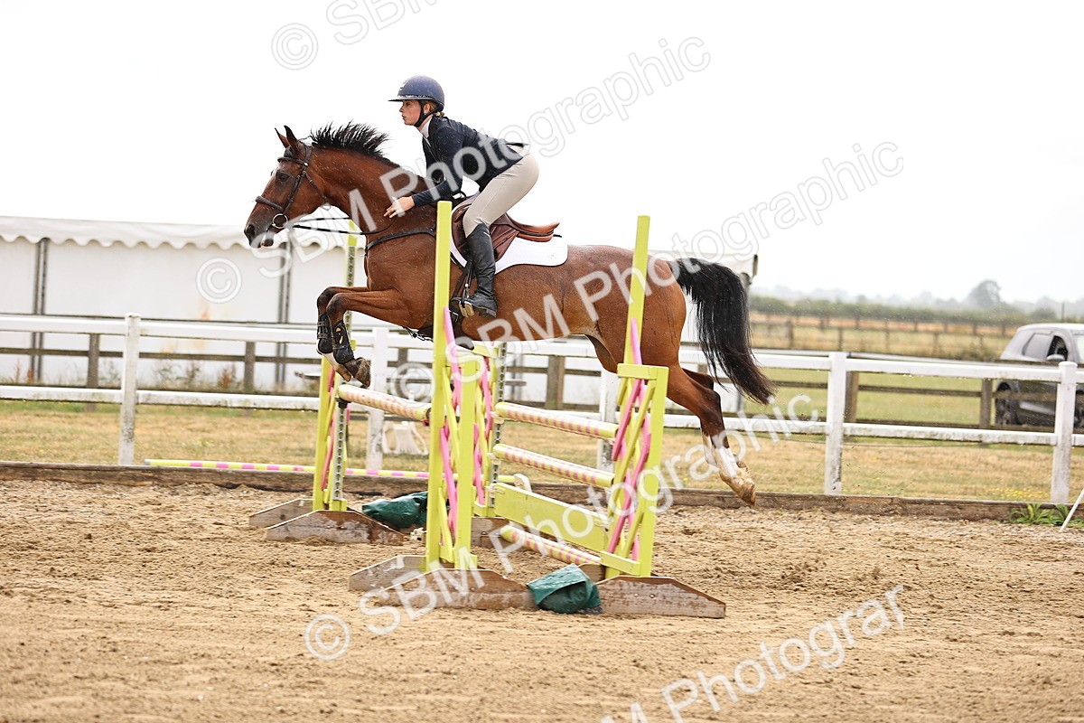 SBM_026665 - Class 12 - Amateur Championship Qualifier 1.05m