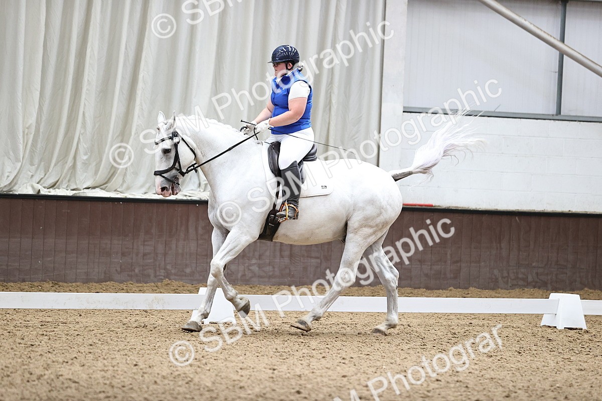 SBM_001919 - Novice 4 - 11.15-13.22