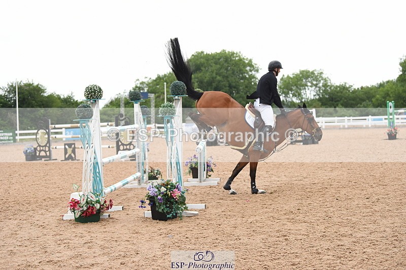 230628A-162750-01053 - Cls 6 1.30 & 1.40m Open