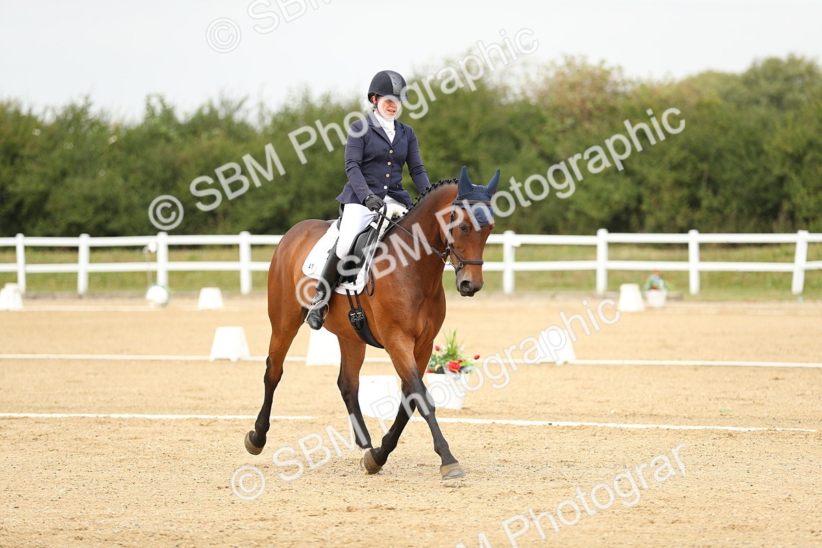 SBM_017332 - Class 13 - Novice 23 - 13.31-14.13