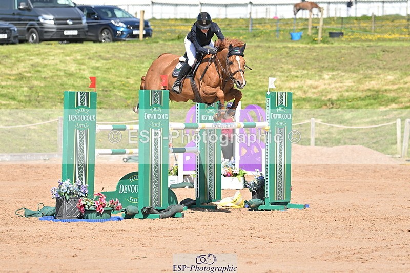 240420A-144955-11848 - Cls 7, 2 Star Medium Tour 1.35m