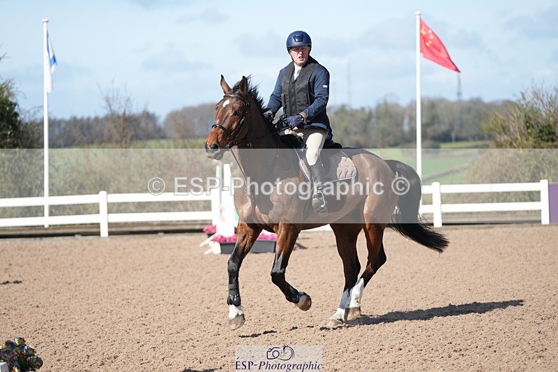 250329-101559-03581 - Cls 20 British Novice and 90cm