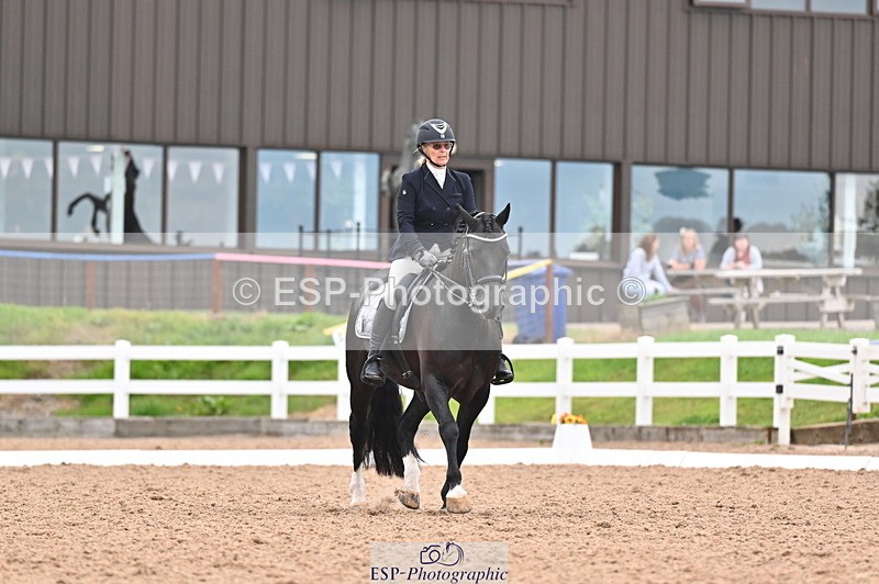 240817A-160858-10454 - 245-Lyn.Gale-Sylvester