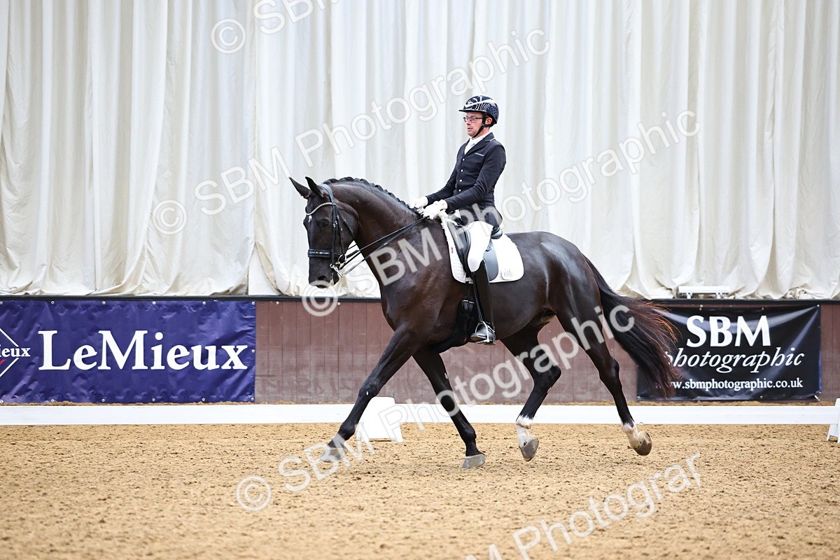 SBM_004350 - Class 22-25 - Medium Adv Medium FSM