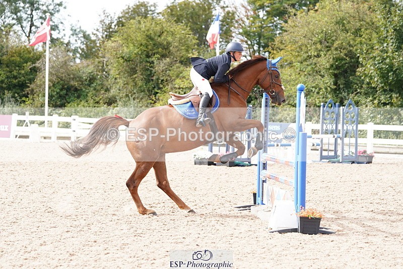 240915A-113016-09437 - Cls 33 85cm Amateur Qualifier