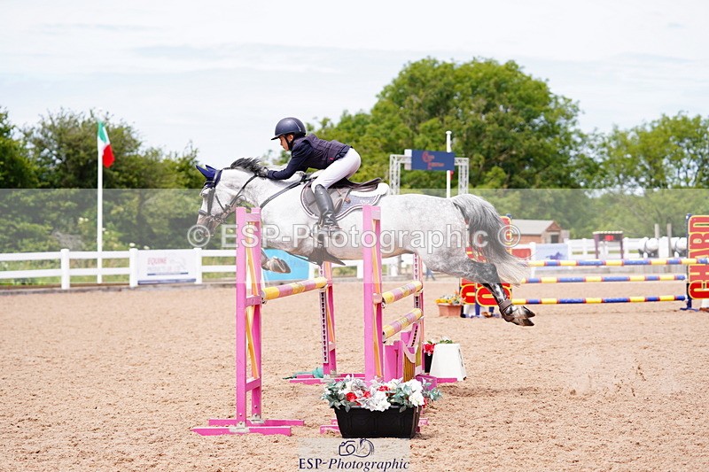 240629A-130552-05562 - Cls 18 Newcomers and 1m Open