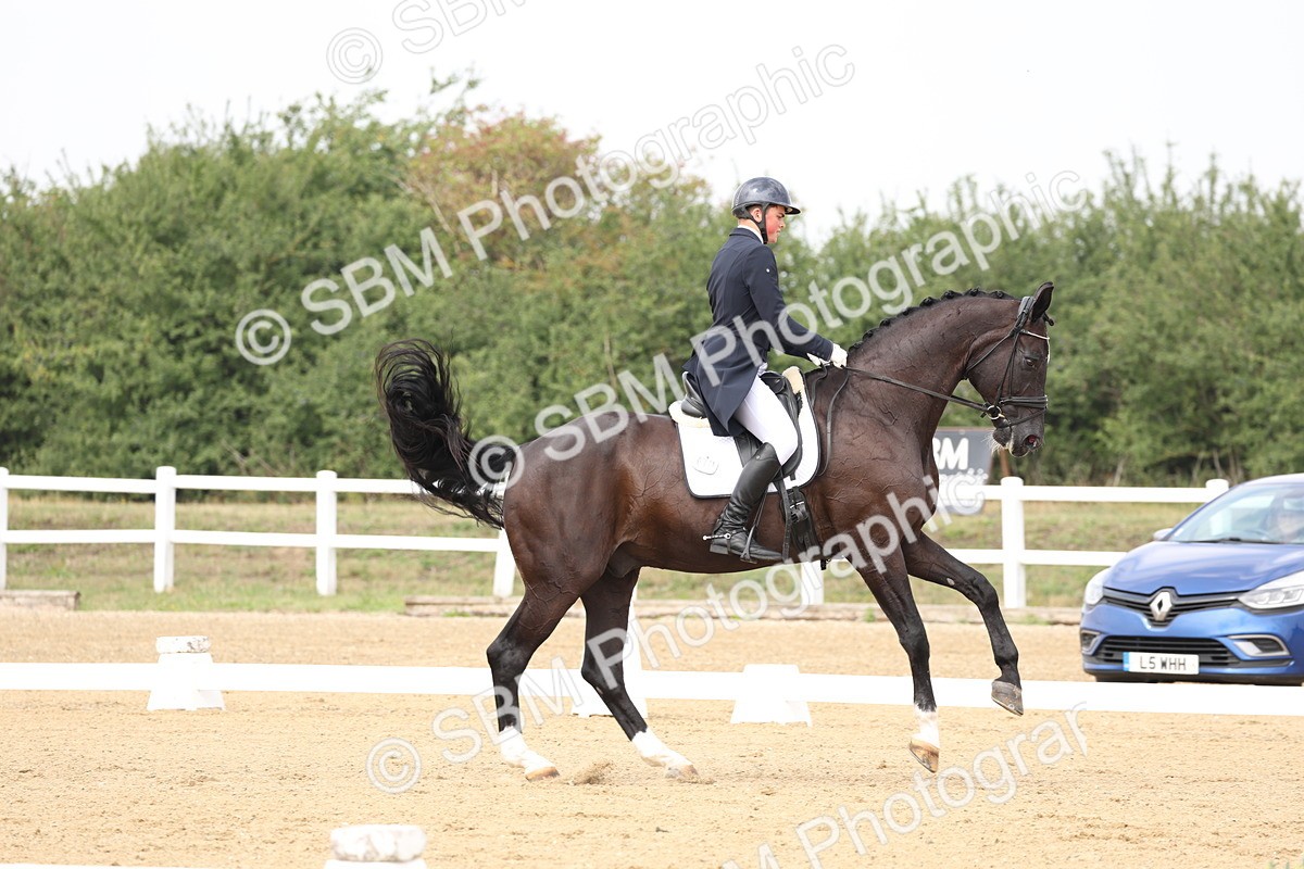 SBM_007165 - Class 9 - FEI INT I - 13.37-14.33