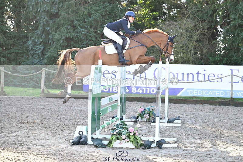 251024A-105234-06610 - B-151-Miranda.Staveley