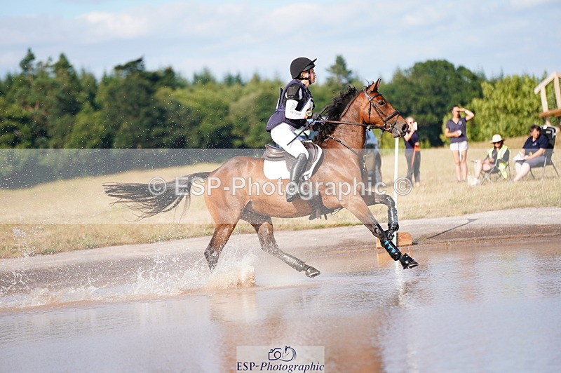 250802A-172022-08835 - I-404-Sophie.Walker-NIGHT.MAIL