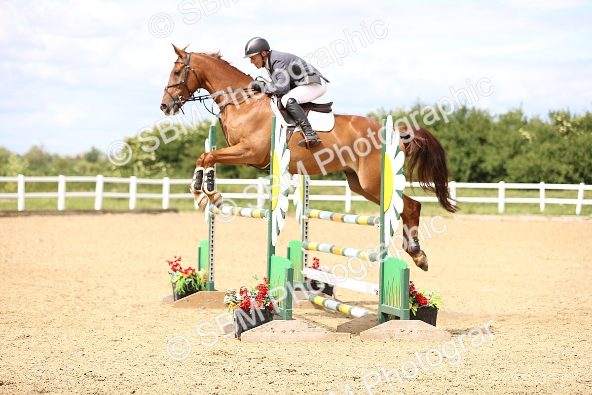 SBM_007870 - Class 19 - Senior Newcomers - 1.10m