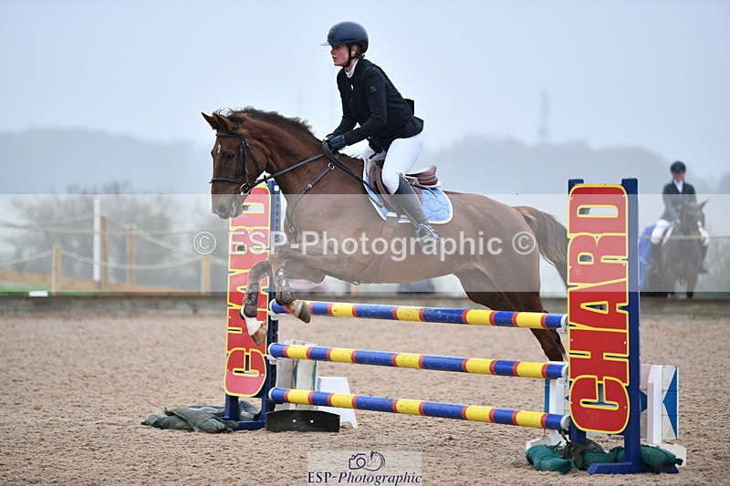 241102A-105146-04118 - SAT Cls 9 British Novice and 90cm Open