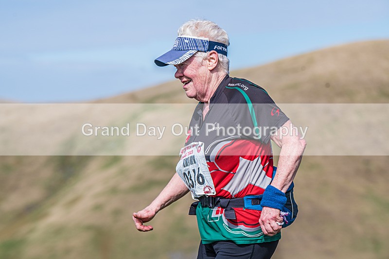 Arant haw-414 - Kendal Winter League Arant Haw Fell Races Sunday 2nd April 2023