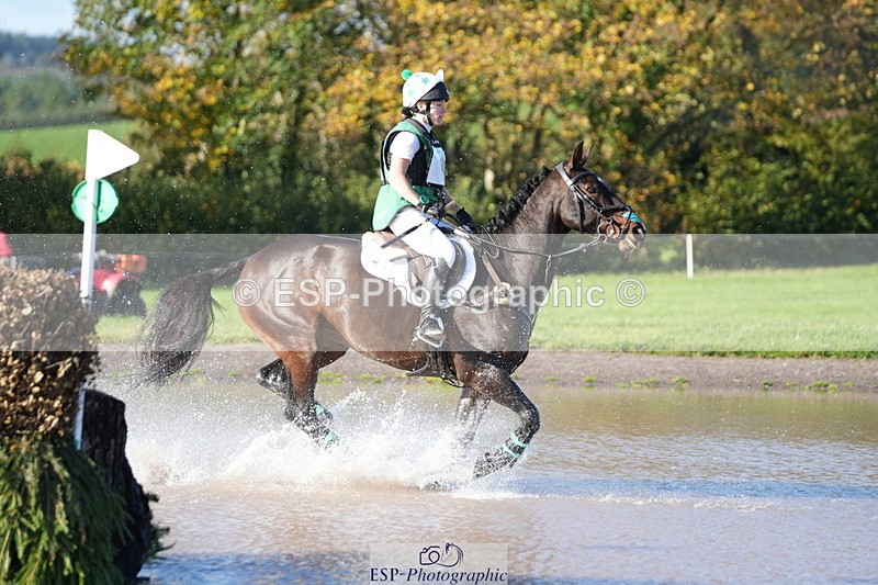 251024A-110802-07102 - A-012-Beth.Hobden