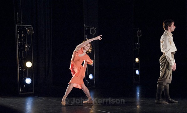 Guilherme Menezes and Nancy Osbaldeston (Vera) - Vera