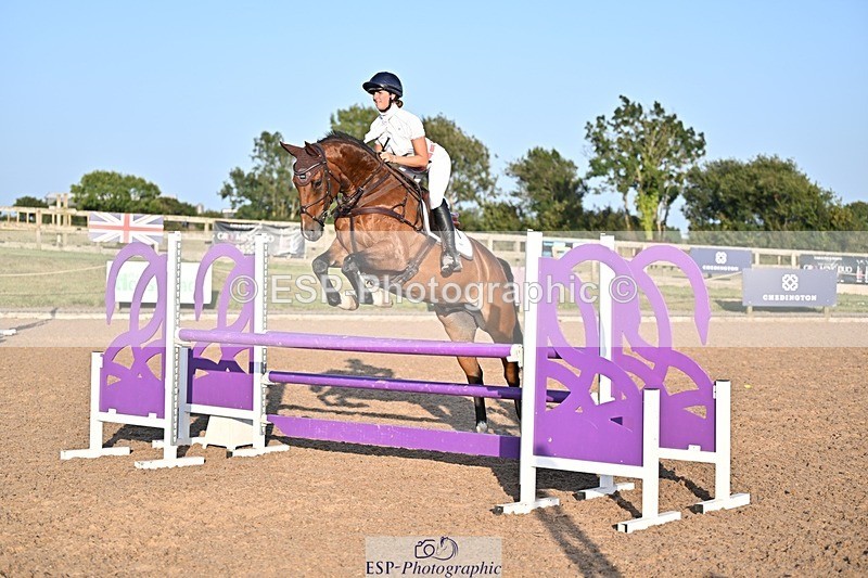 250812-191010-00531 - 1m and 1.10m