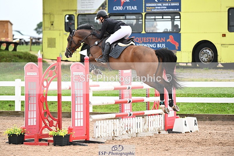 240720A-085135-13150 - Cls 15, 1 Star Silver Tour 1.25m