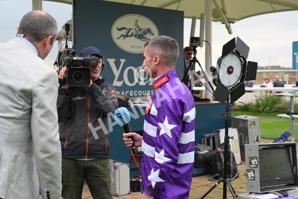 yr09102021r1-61 - Race 1 1.30pm Watch Racing Free Online At Coral Nursery Handicap