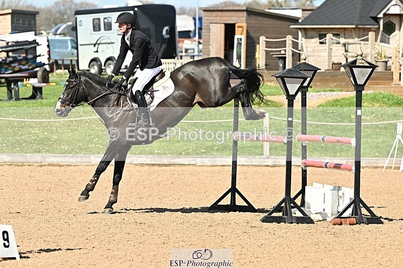 250416-152626-01738 - Cls 6 Foxhunter and 1.20m