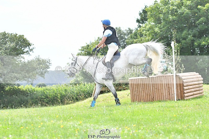 240803-134830-06998 - 160-Katherine_Adcock-MEDNIGHT_MAGIC