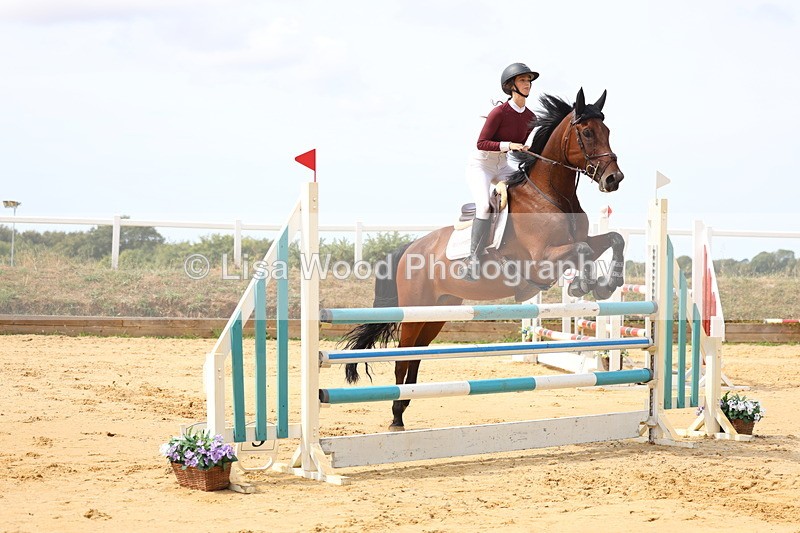 3E7A4210 - Class 7: Senior Newcomers/1.10m open