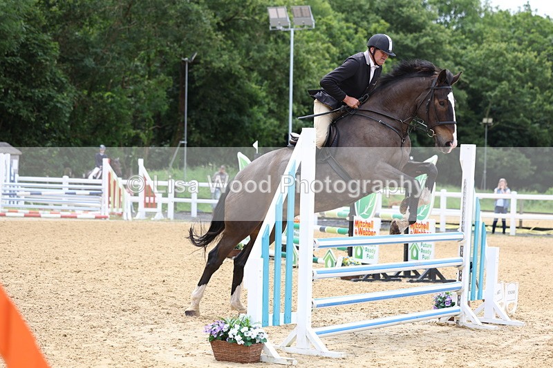 3E7A6391 - Class 4: Senior British Novice/90cm open