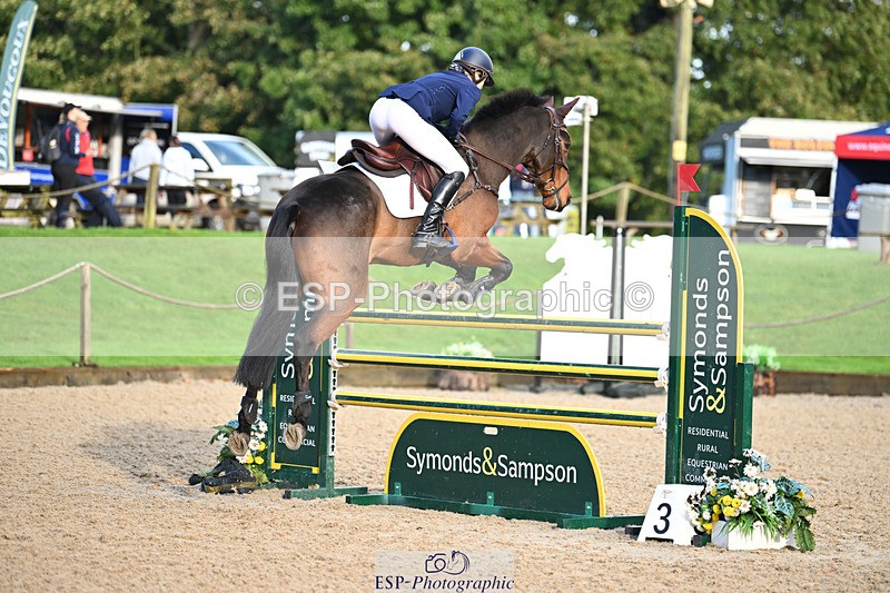 241025-095118-05202 - 108-Xanthe.Baylis-MONBEG.BY.MAGIC