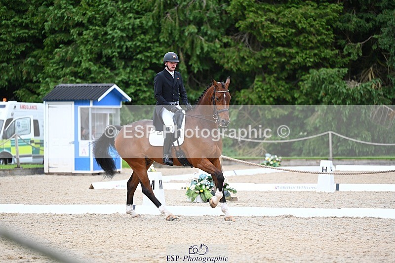 240524-165554-10886 - 547-BWE_NEWTON_DE_JASPER-Adam_Harvey