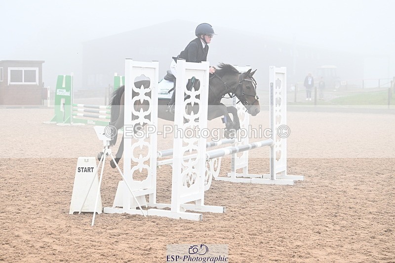 240907A-093708-00151 - Cls 1 Pony Intro 70cm