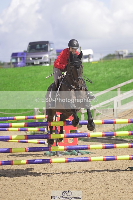 230806A-112546-01590 - Cls 13 Snr Newcomers & 1.10m Open