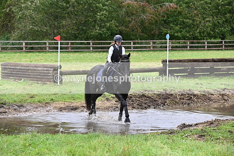 WJ6_6084 - Time at Photographer 12:41 to 13:05
