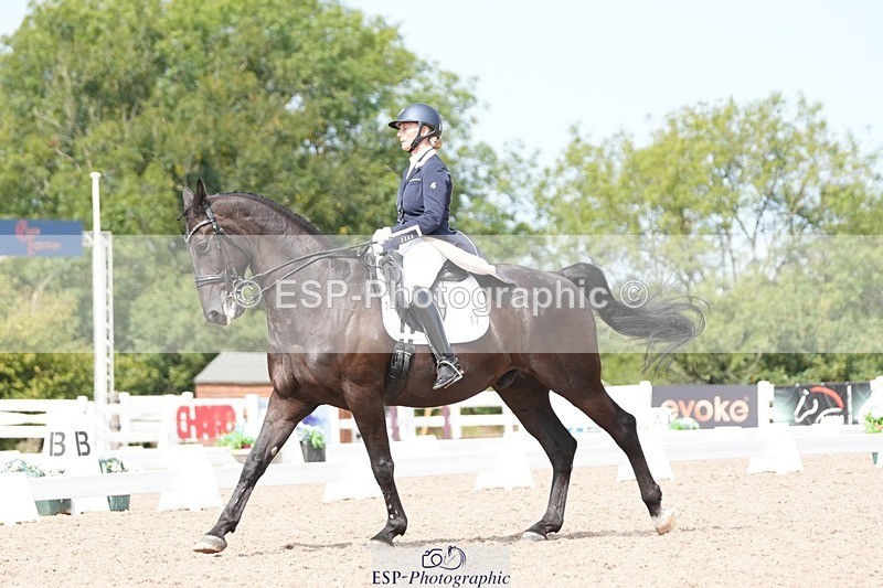 250815-130633-01181 - 017-elaine.scottFlorava