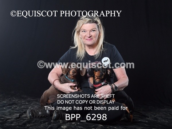 BPP_6298 - LESLEY GRANGER DOGS