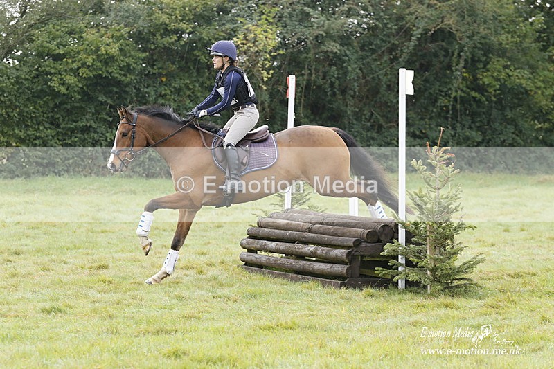  WWHT 171021 0999 - Open Novice (0.80m)  17/10/21