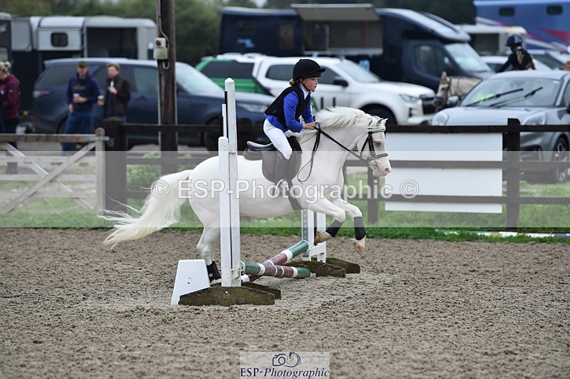 230917-102452-00443 - Cls 01 40cm LR Assisted & unassisted