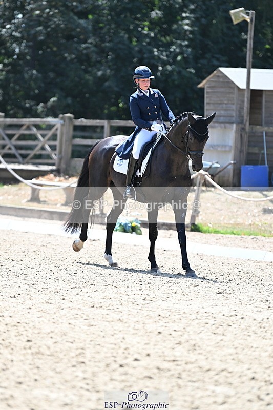 250810A-140023-07174 - 070-Abbie.NewburySeagry.Firstamour