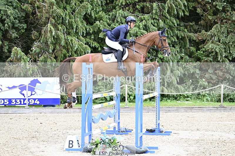 250525A-124504-17459 - B-313-Cosby.Green-ESPRIT.DE.FEU