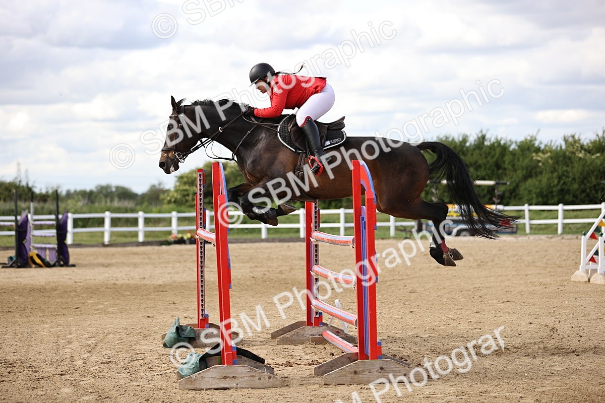 SBM_003750 - Class 13 - Senior Foxhunter - 1.20m