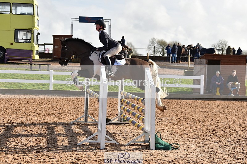 240210A-114506-01023 - Cls 8 Pony Newcomers & 1m Open