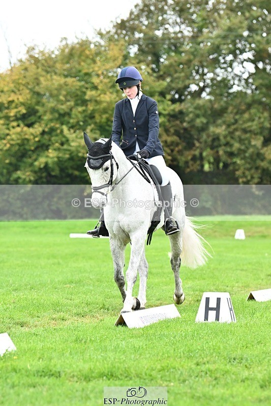 241024-123116-02767 - 326-Eloise.Hawtin-TULLIBARDS.CLONEENAGH.TED