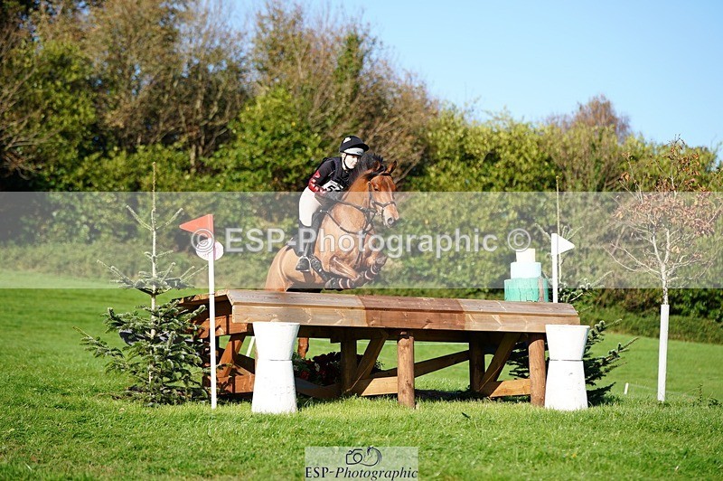 241026-143432-14144 - 516-L.Bdr.Ellie.Mitchell-MICRON.JOY