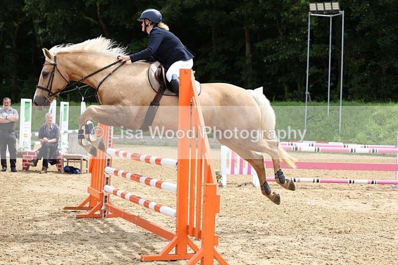 3E7A6024 - Class 4: Senior British Novice/90cm open