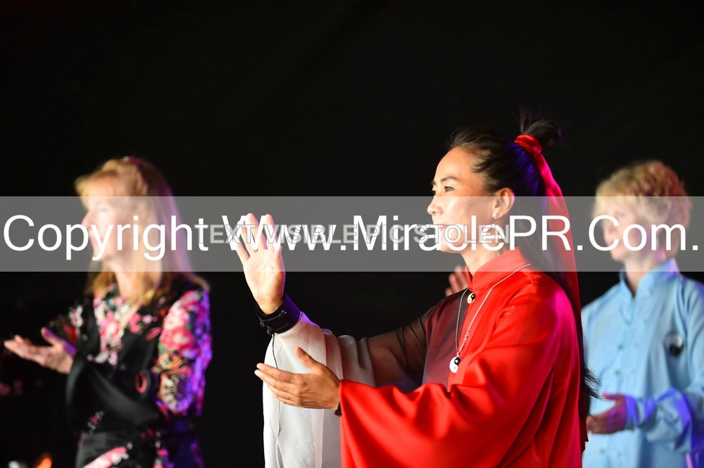SH4_1426 - Tai Chi with Lisa Kay.