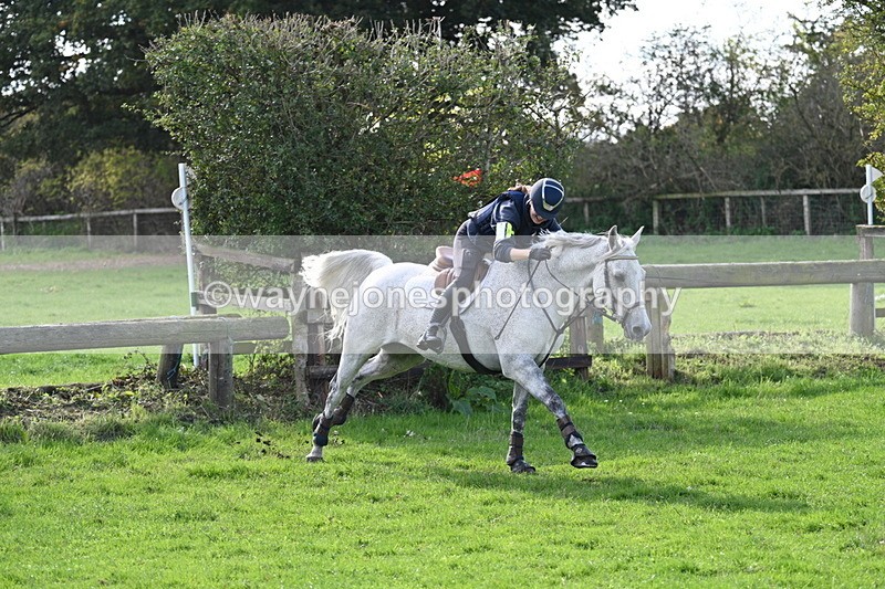 WJ7_8107 - Time 11:40 to 12:12