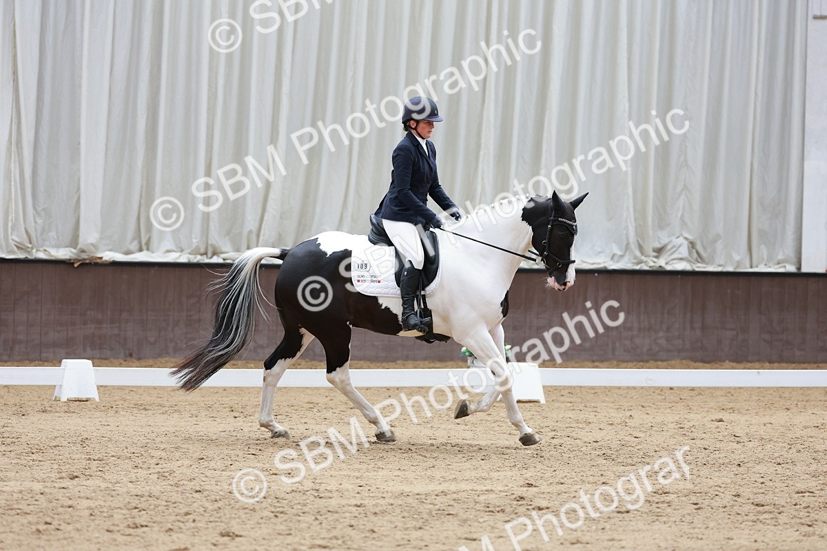 SBM_009168 - Class 6b - Novice 6 - 11.02-12.19