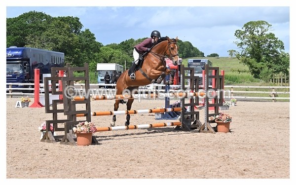 BPP_1111 - CLASS 4 FRI Newcomers/ 1.10m Open