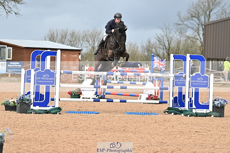 240315A-122855-00935 - Cls 3 Snr Foxhunter