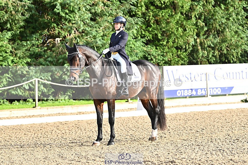 241023-160223-00842 - 012-Mollie.Summerland-SKITTEL.D'EKWI