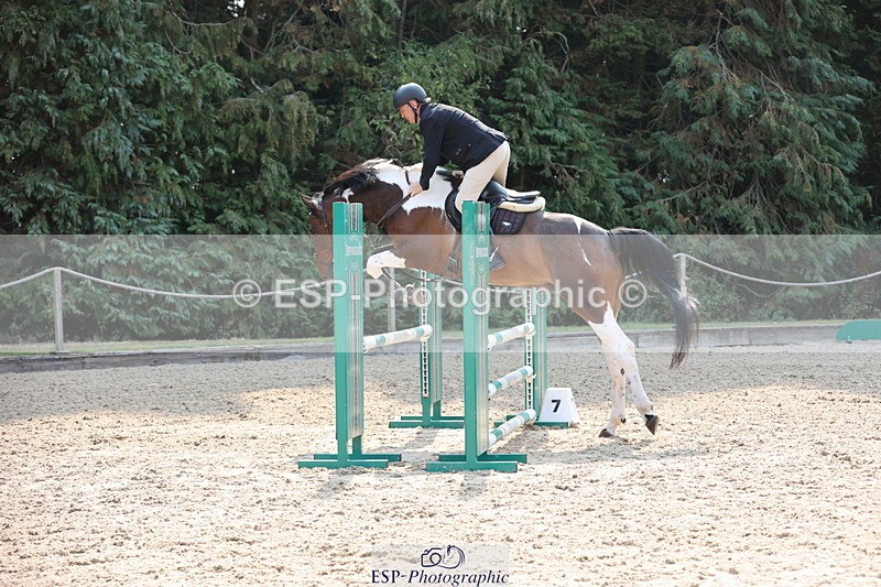 250816A-104047-00800 - Cls 3 Snr British Novice