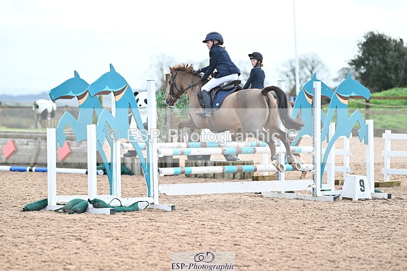 231203A-112851-00837 - Cls 16+17 Club and Schools 80cm